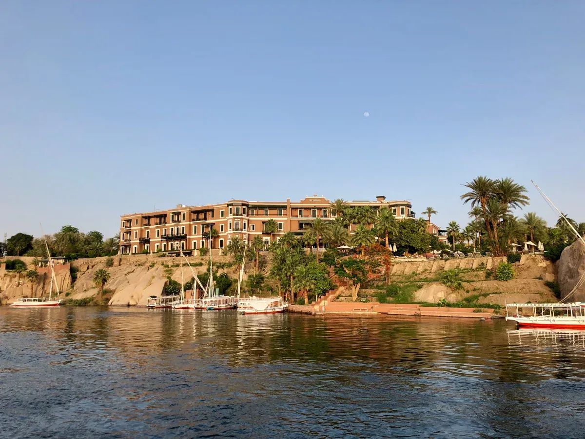 The Old Cataract hotel above the Nile in Aswan, the historic face of luxury Egypt tours